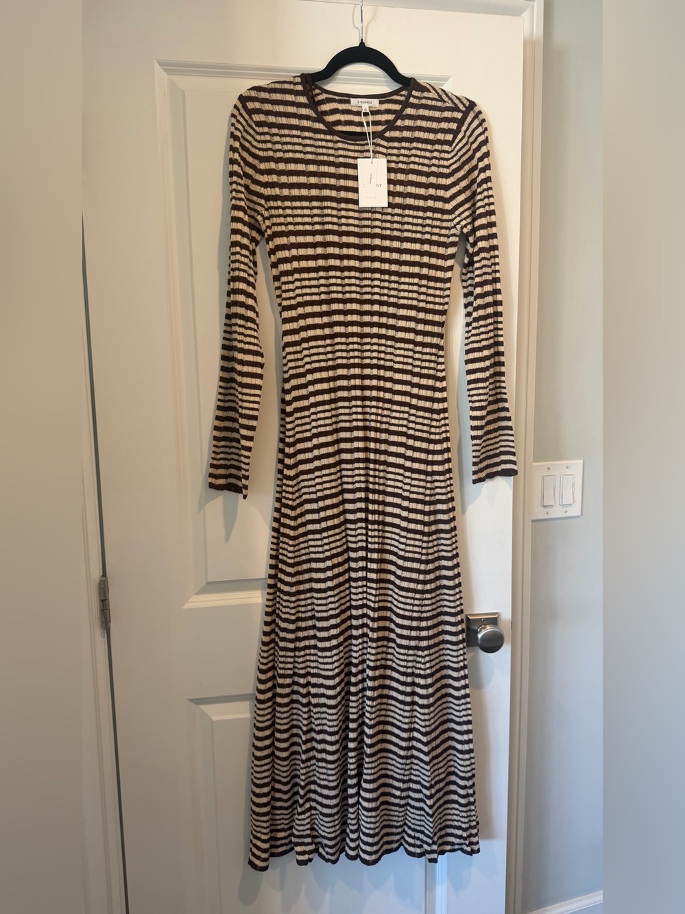 Z Supply Brown & Cream Ribbed Long-Sleeve Stripe Maxi Dress